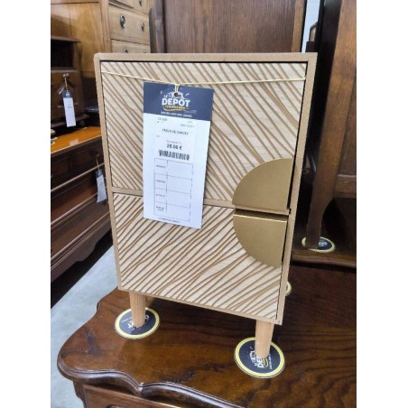 TABLE DE CHEVET