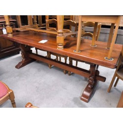 TABLE CHENE MASSIF STYLE MONASTERE