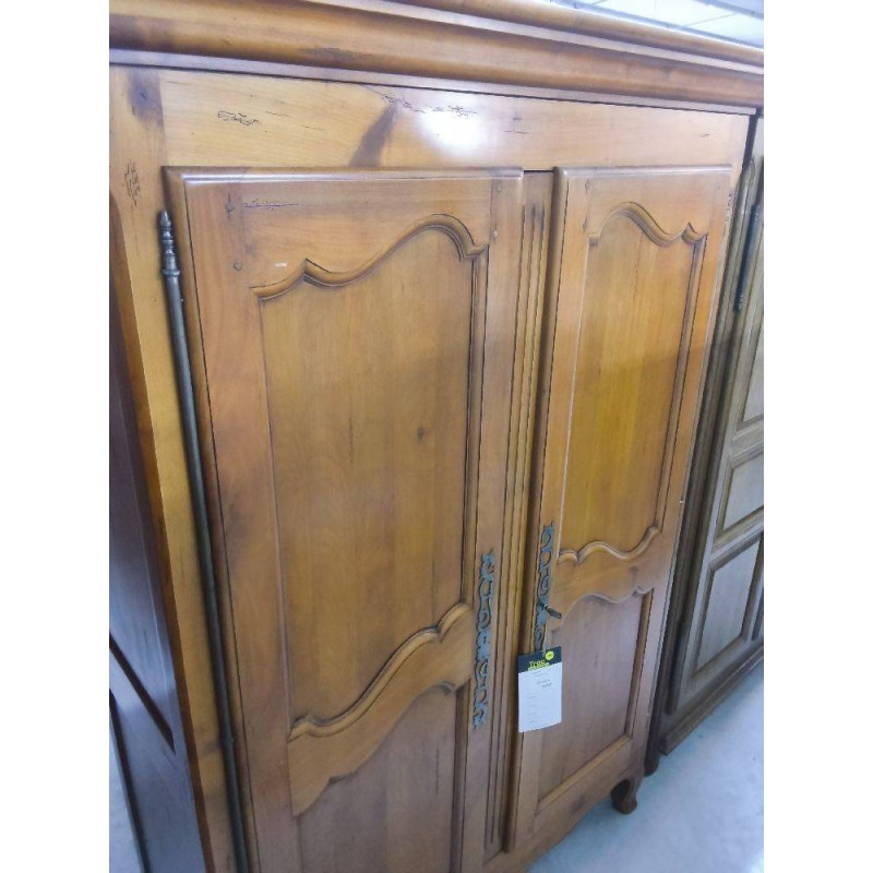 ARMOIRE MERISIER + CLE