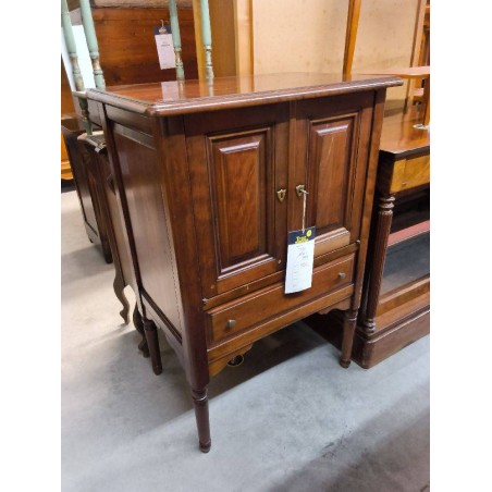 MEUBLE BAR 2P/1T MERISIER
