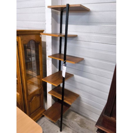 ETAGERE BIBLIOTHEQUE D\'ANGLE A FIXER